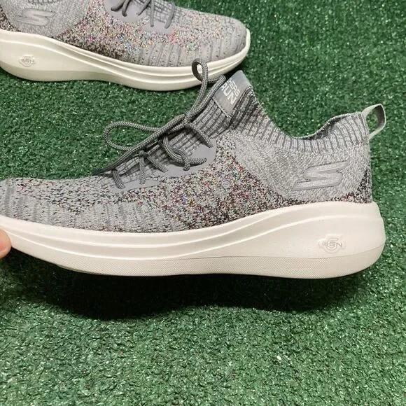 Skechers Go Run fast dazzle running shoes women’s size 7.5 (OKPM-11-084) - Picture 2 of 12